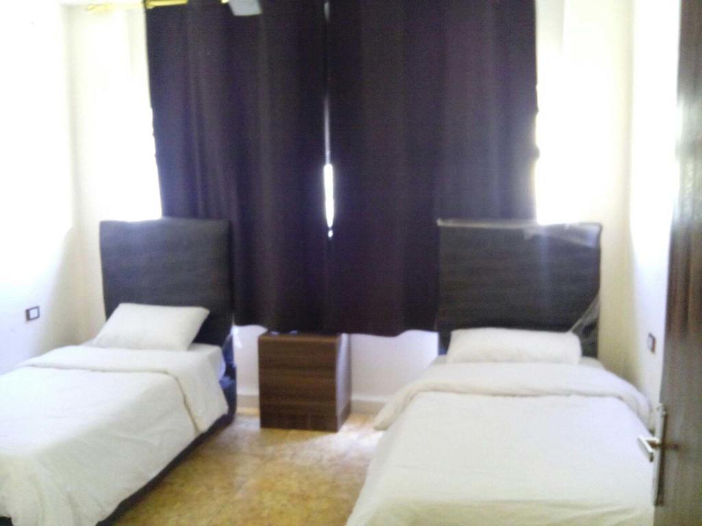Al-Houriat Hotel Amman Exterior foto