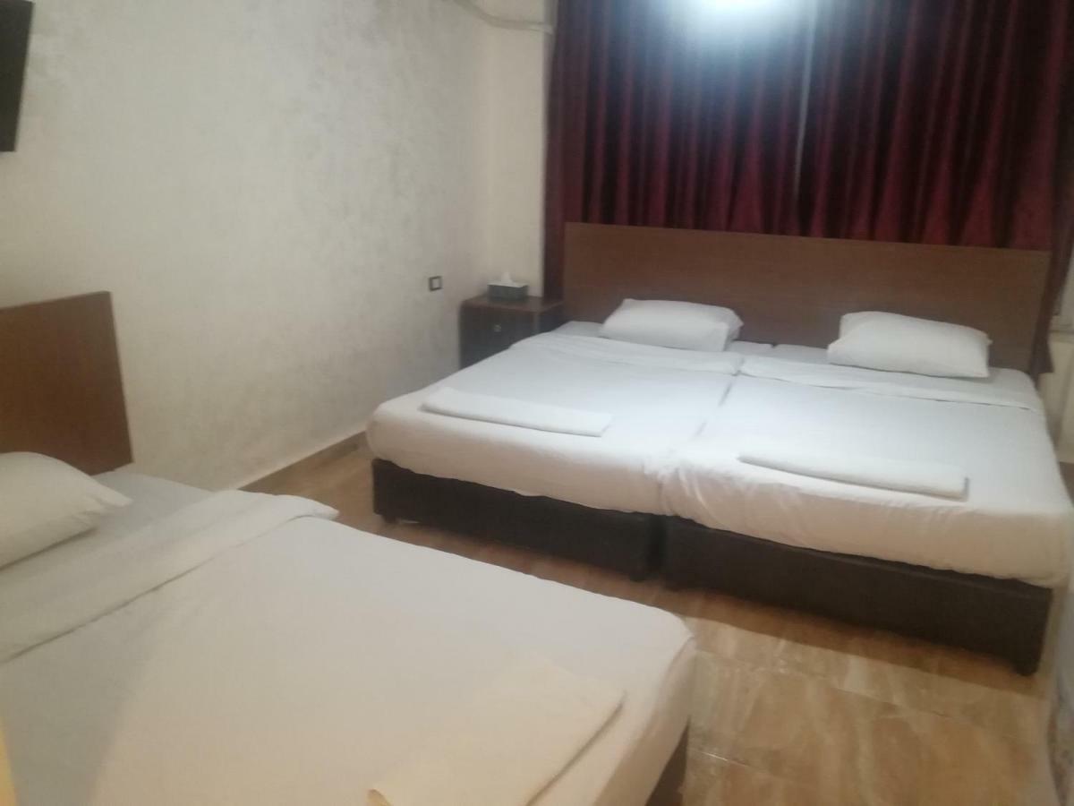 Al-Houriat Hotel Amman Exterior foto